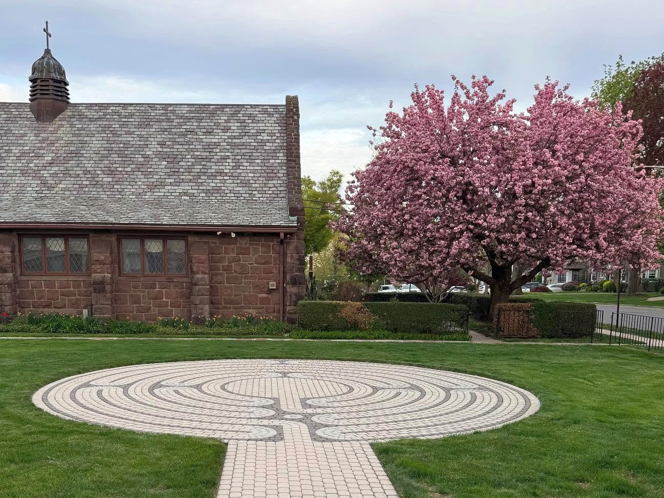 St. Paul™ paver brick labyrinth kits from The Labyrinth Company