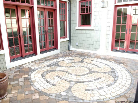 Avalon™ Labyrinth Concrete Paver Brick Kit