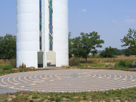 Chartres Replica™ Paver Brick Labyrinth Kit