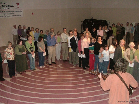 BowlingGreenKY-FirstChristianChurch-ChartresReplicaLabyrinth-Vinyl Tile VCT-34'diameter.jpg