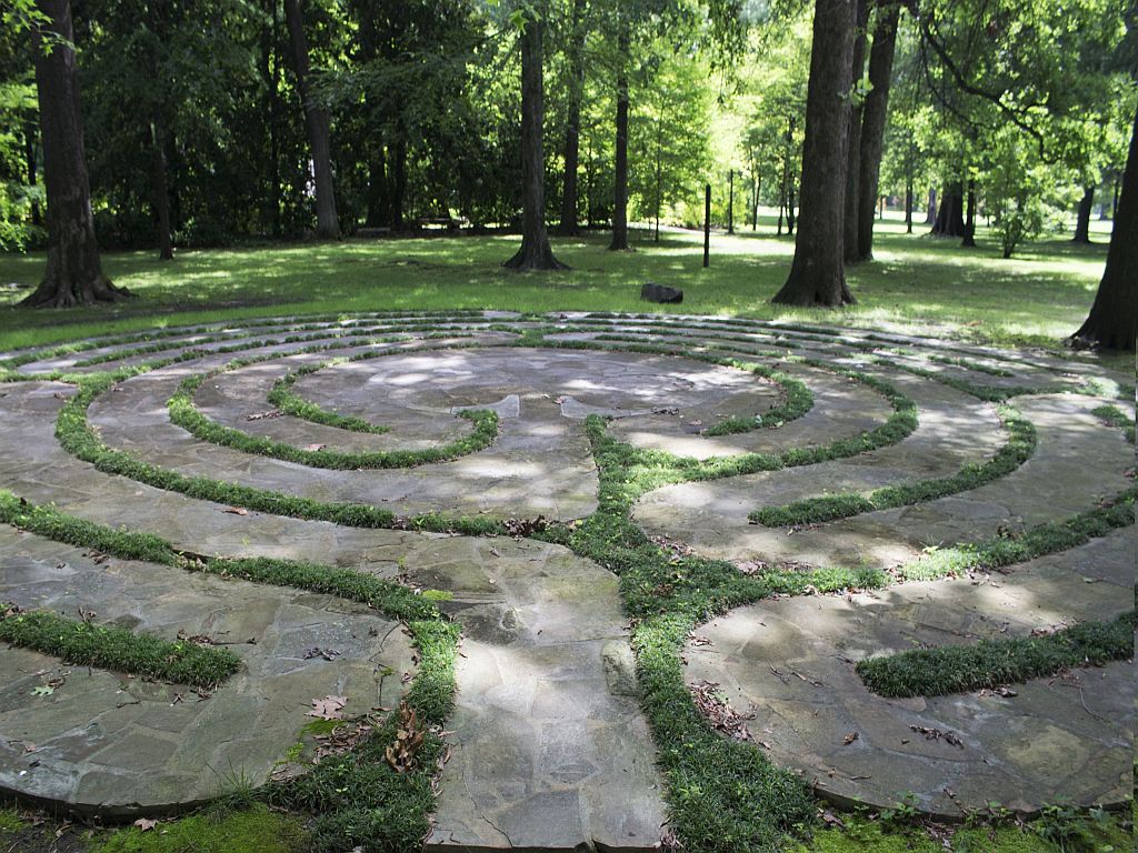Abingdon à la Chartres™ - The Labyrinth Company